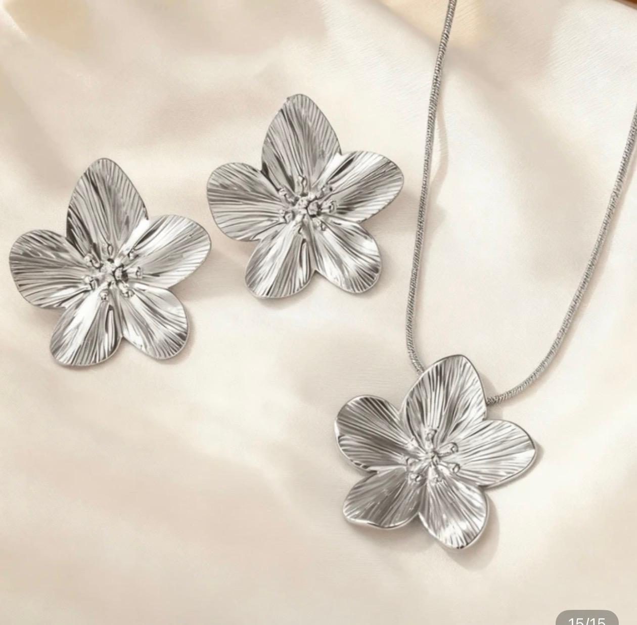 Set 3 Pezzi – Collezione Fiore a 5 Petali